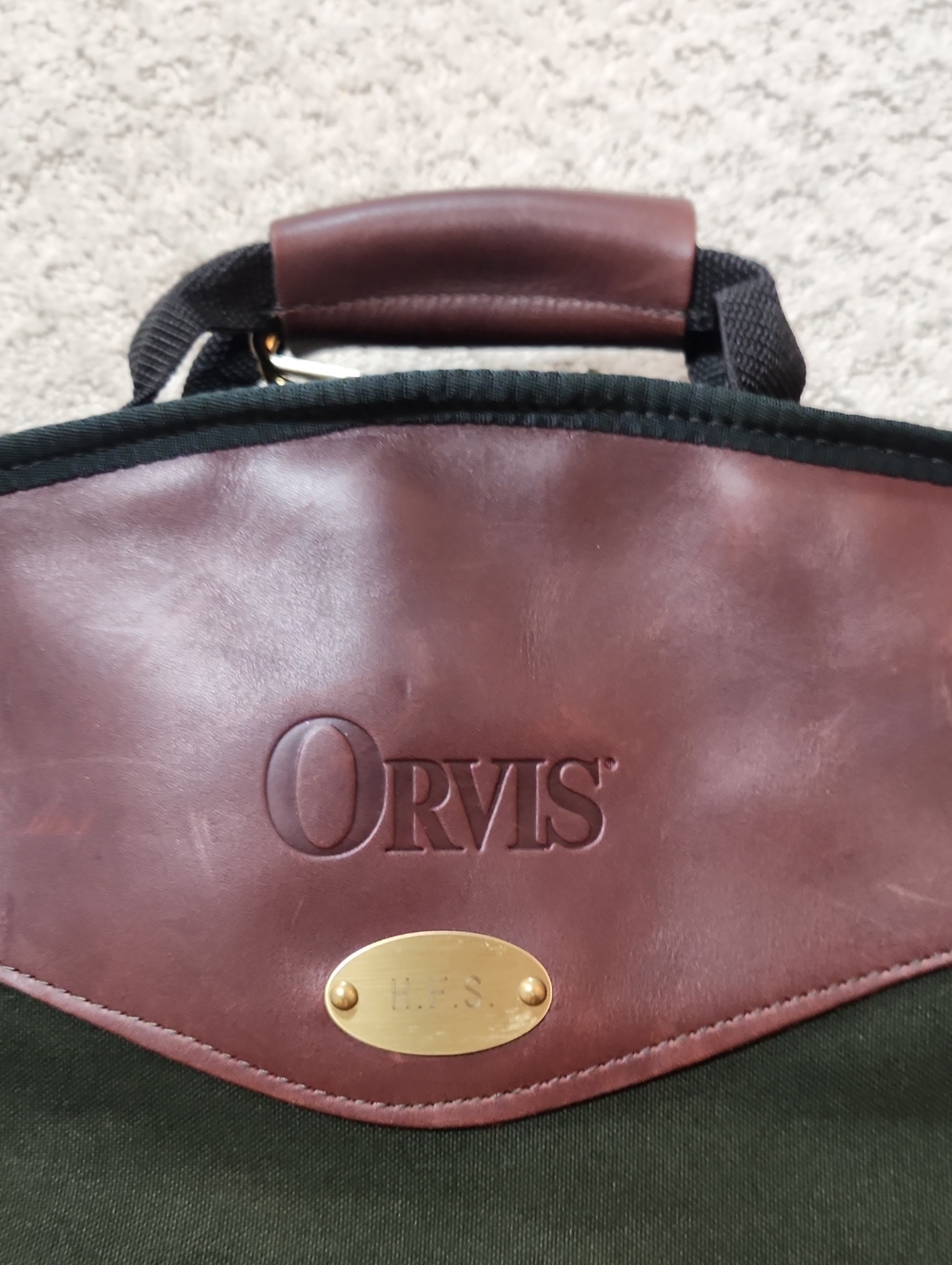 Orvis Dark Green Canvas Garment Bag with Brown Leather Accents - Picture 13 of 16